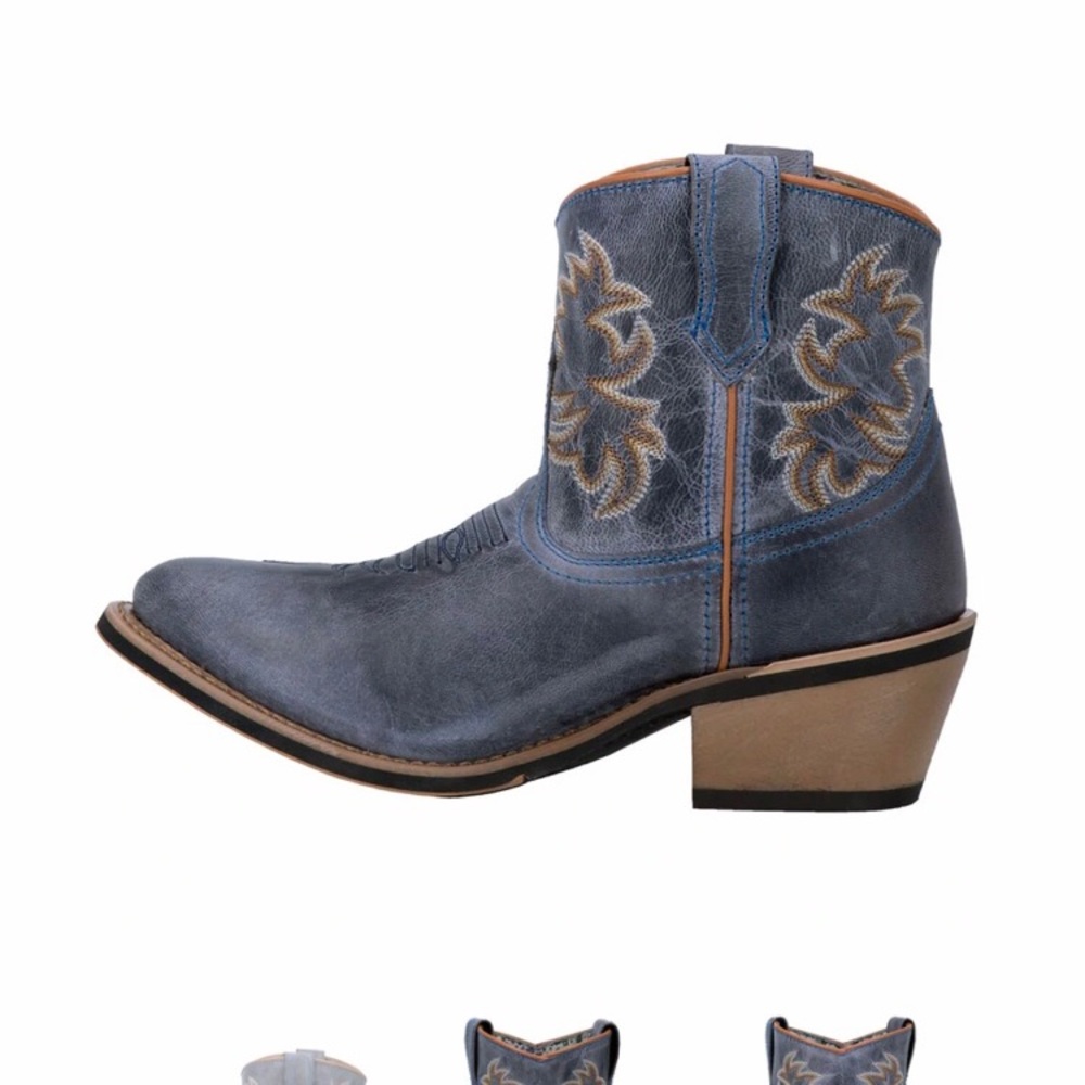 Brand new blue Laredo cowboy boots